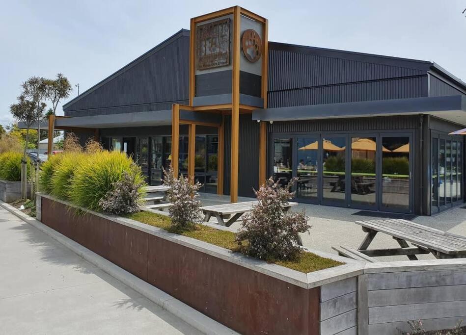 Ruby Bay Loft Accommodation Nelson Exterior foto